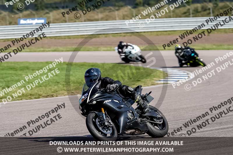 Rockingham no limits trackday;enduro digital images;event digital images;eventdigitalimages;no limits trackdays;peter wileman photography;racing digital images;rockingham raceway northamptonshire;rockingham trackday photographs;trackday digital images;trackday photos